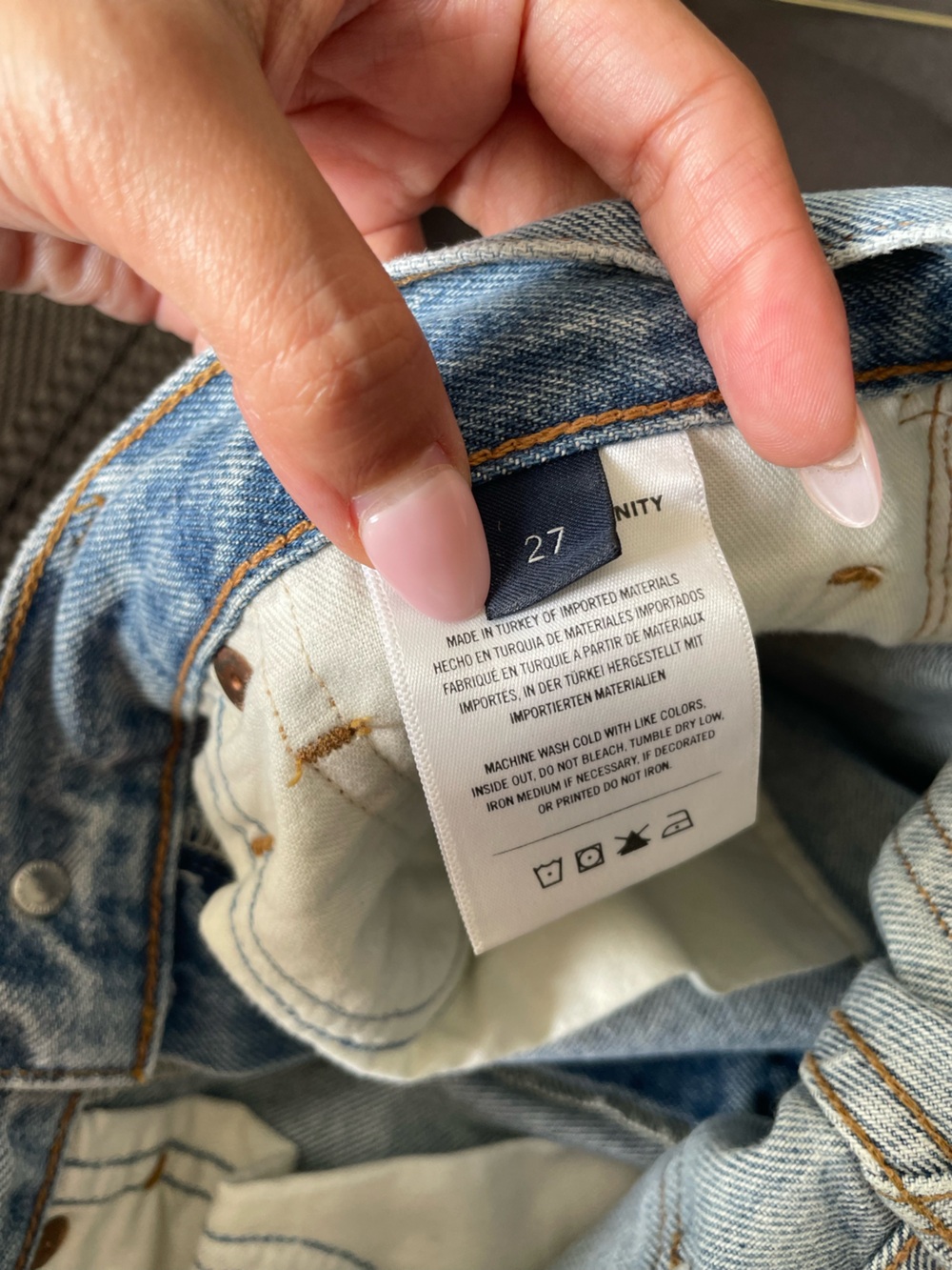 Citizens of Humanity Daphne Crop Jeans 27 High Rise Distressed Light Wash - Picture 8 of 8